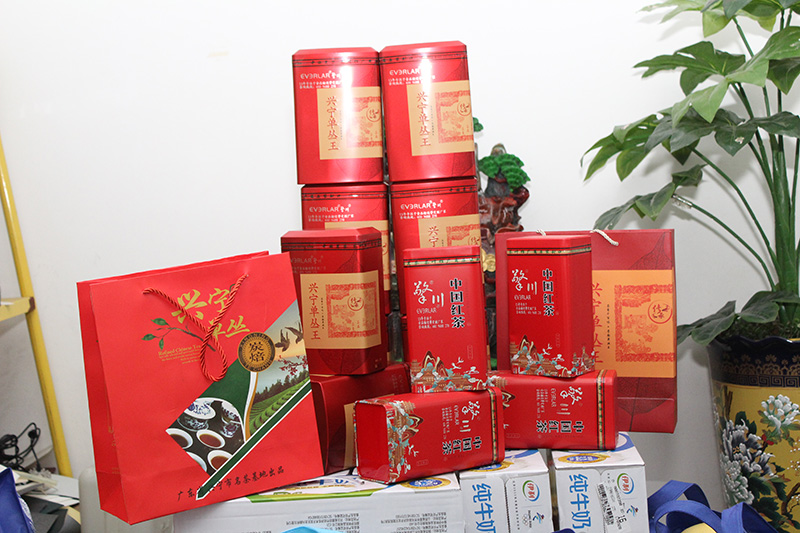 喜迎中秋國慶！擎川公司為員工送上中秋節(jié)福利啦